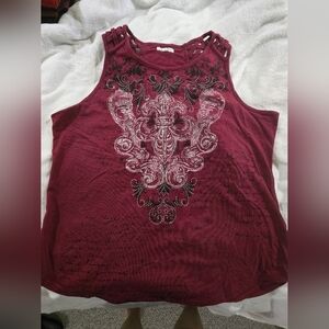 Maurices top